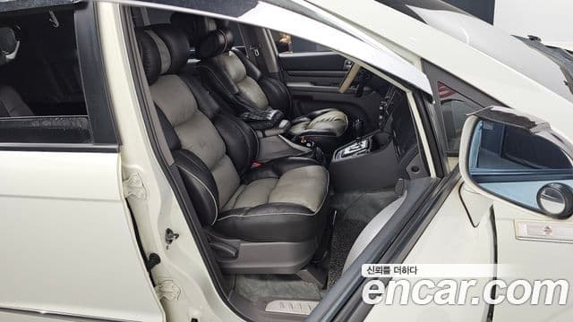 KG모빌리티(SsangYong) Korando 투리스모 4WD GT 11인승, 2014 13