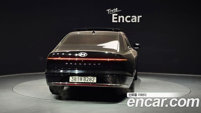 Hyundai Grandeur (GN7) Calligraphy, 2023 4