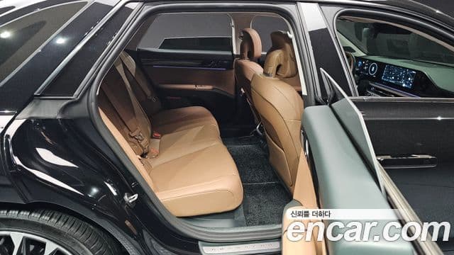 Hyundai Grandeur (GN7) Calligraphy, 2023 11