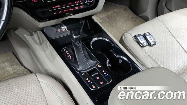 Kia The / новый New Carnival VIP, 2019 9