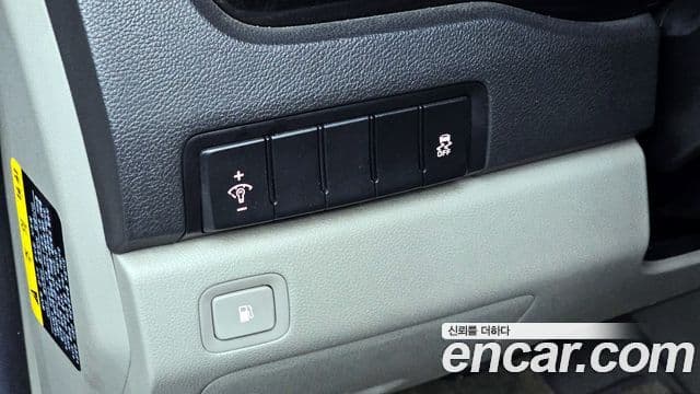 Kia The / новый New Carnival VIP, 2019 16