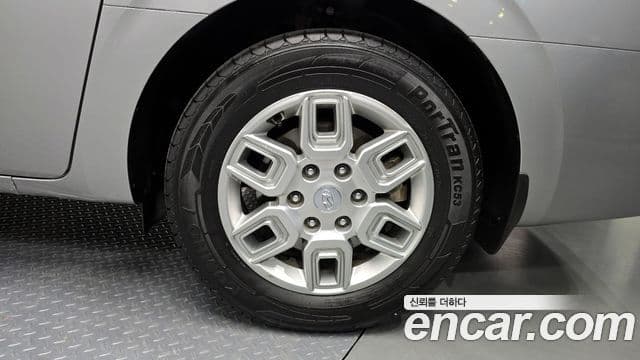 Hyundai Staria Modern, 2023 все фото