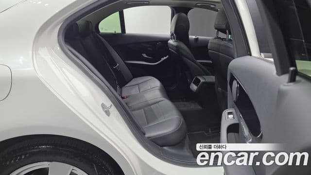 Mercedes-Benz C-класс W205 Avantgarde, 2017 12