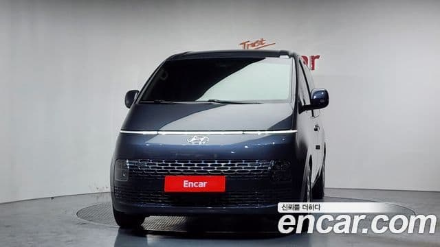 Hyundai Staria Modern, 2024 3
