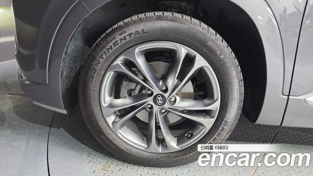 Hyundai Santa Fe TM Inspiration, 2019 все фото