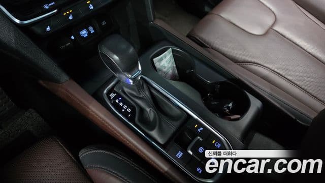 Hyundai Santa Fe TM Inspiration, 2019 9