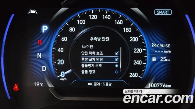 Hyundai Santa Fe TM Inspiration, 2019 16