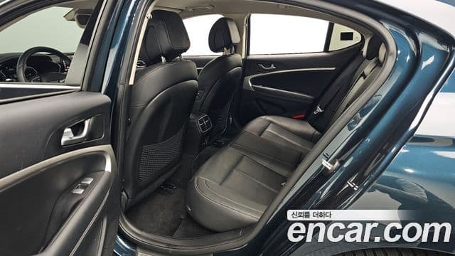 Genesis The / новый New G70, 2022 12