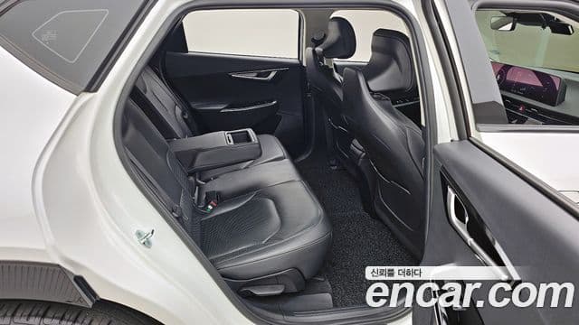 Kia EV6 Earth, 2022 12