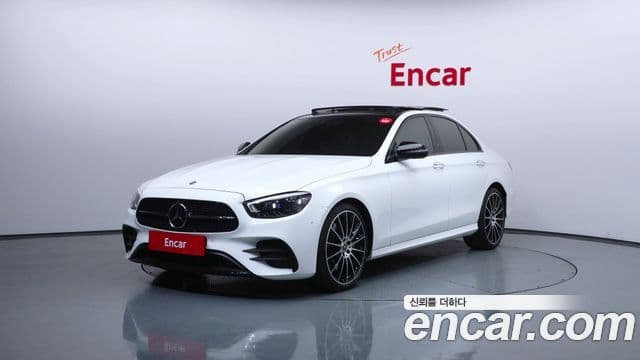 Mercedes-Benz E-класс W213 AMG Line, 2023 1