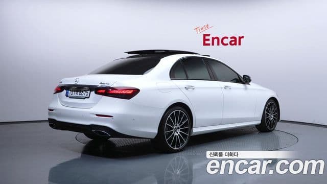 Mercedes-Benz E-класс W213 AMG Line, 2023 2