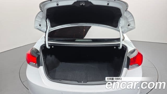 Hyundai Avante MD M16 GDI top, 2012 20