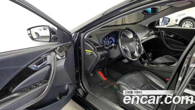 Hyundai Grandeur HG Modern, 2014 10