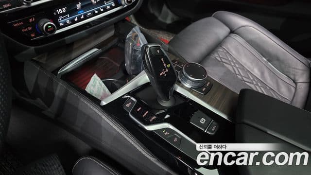 BMW 5시리즈 (G30) 530i xDrive M Sport Plus, 2017 9