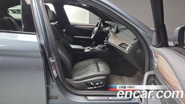 BMW 5시리즈 (G30) 530i xDrive M Sport Plus, 2017 11