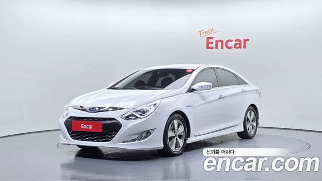 Hyundai Sonata гибрид Royal, 2012 1