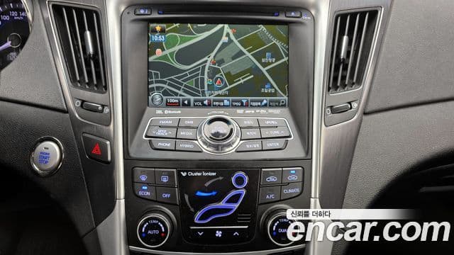 Hyundai Sonata гибрид Royal, 2012 15