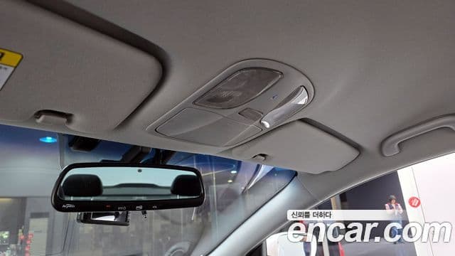 Hyundai Sonata гибрид Royal, 2012 20