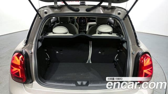 Mini Cooper S 3세대, 2023 20