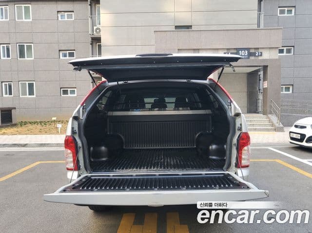 KG모빌리티(SsangYong) Korando Sport Fashion, 2016 9