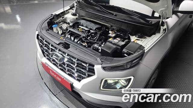 Hyundai Venue Premium, 2023 6