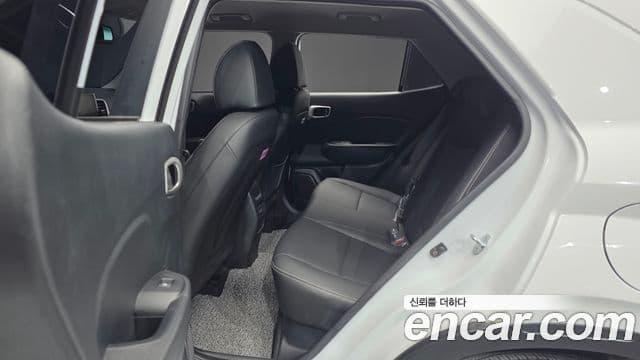 Hyundai Venue Premium, 2023 11