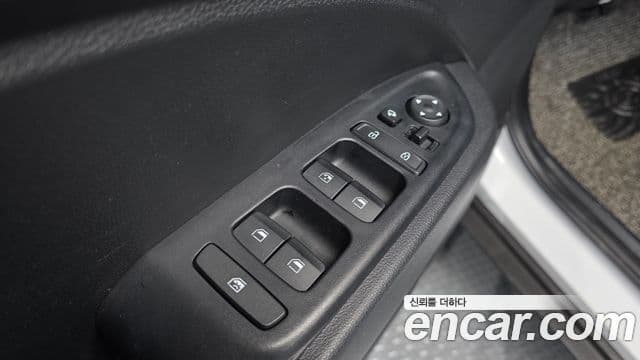 Hyundai Venue Premium, 2023 13