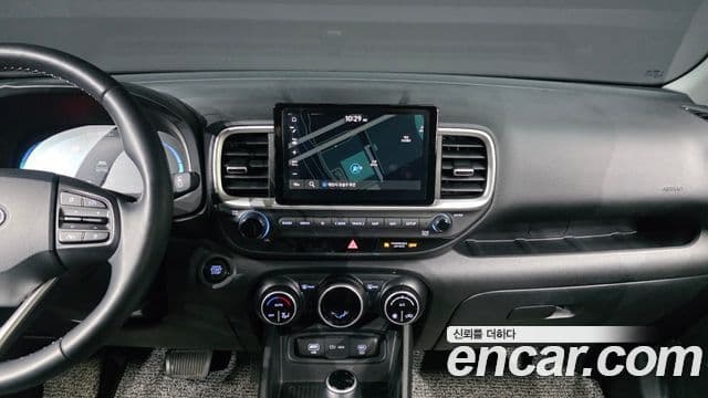 Hyundai Venue Premium, 2023 17