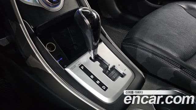 Hyundai Avante MD Luxury, 2011 9