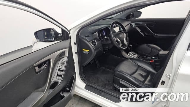 Hyundai Avante MD Luxury, 2011 10