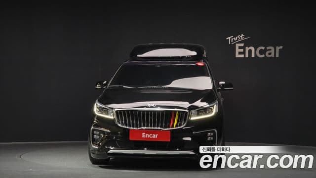 Kia The / новый New Carnival Noblesse Special, 2019 3
