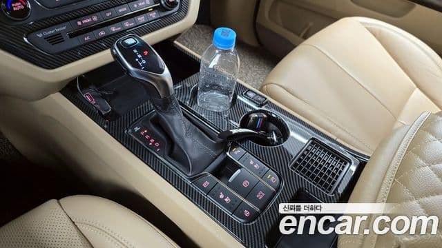 Kia The / новый New Carnival Noblesse Special, 2019 9