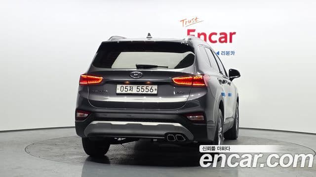 Hyundai Santa Fe TM Exclusive, 2019 4