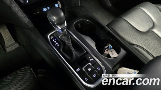 Hyundai Santa Fe TM Exclusive, 2019 9
