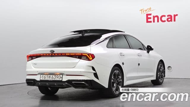 Kia K5 3세대 Signature, 2020 2