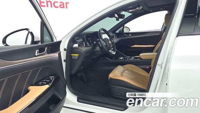 Kia K5 3세대 Signature, 2020 10