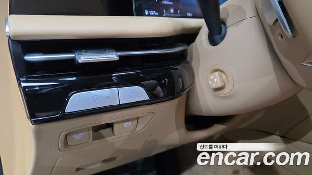 Genesis G80 (RG3) бензин 2.5 турбо AWD, 2025 13