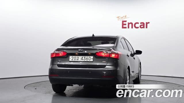 Kia K3 Trendy, 2013 4