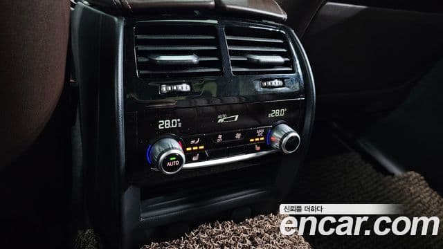 BMW 5시리즈 (G30) 520d M Sport Plus, 2017 19