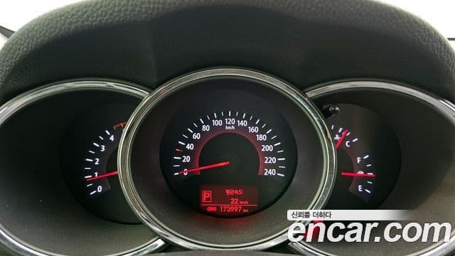 Kia Sorento R Premium, 2011 8