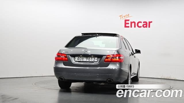 Mercedes-Benz E-класс W212 E300 Elegance, 2012 4