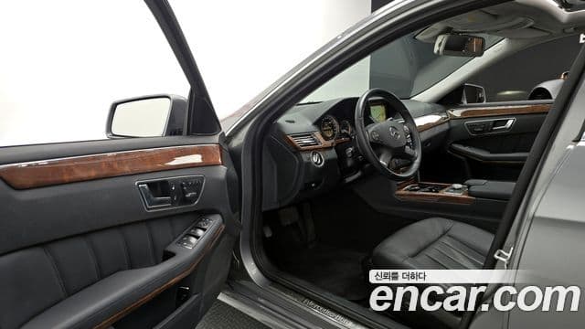 Mercedes-Benz E-класс W212 E300 Elegance, 2012 11