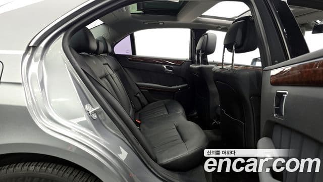 Mercedes-Benz E-класс W212 E300 Elegance, 2012 12