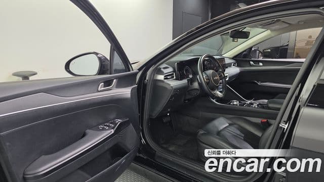 Kia K5 3세대 Trendy, 2023 10