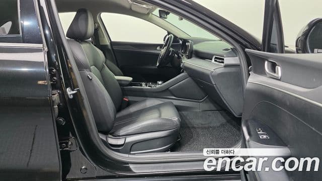 Kia K5 3세대 Trendy, 2023 11