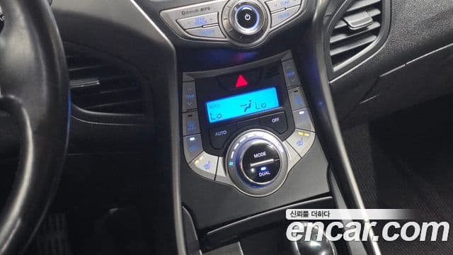 Hyundai Avante MD M16 GDI Avenue, 2014 19