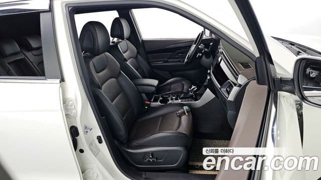 KG모빌리티(SsangYong) Beautiful Korando Plus, 2020 12