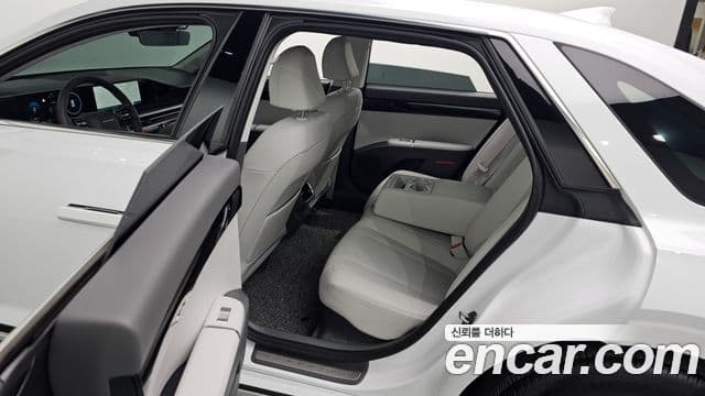 Hyundai Grandeur гибрид (GN7) Premium, 2025 12