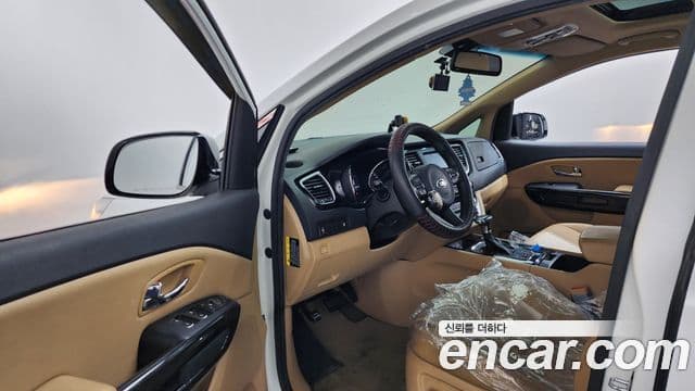 Kia All New Carnival Prestige, 2017 10