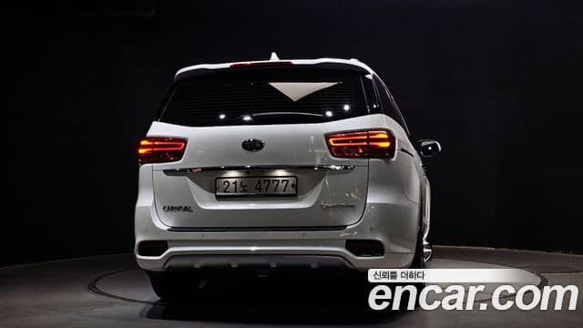 Kia The / новый New Carnival VIP, 2019 4